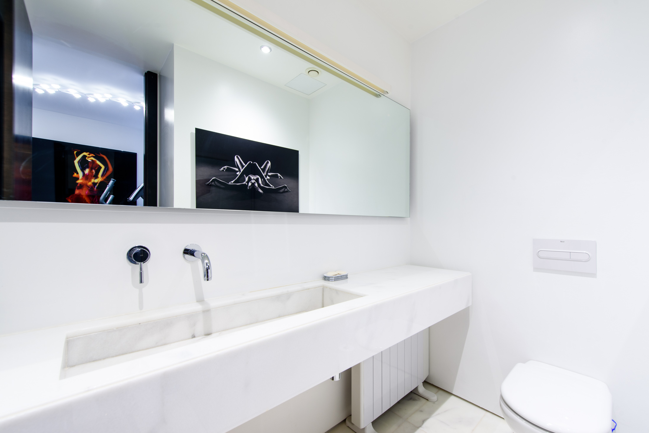 resa estates Ibiza sale Talamanca es Pouet bathroom 8.jpg